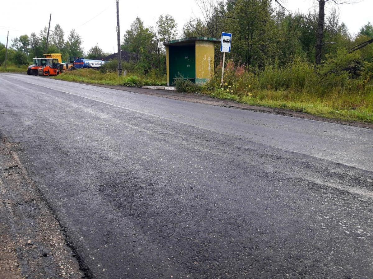 В Губахинском округе отремонтировали участок дороги до посёлка Широковского