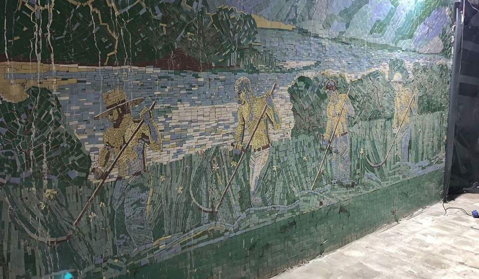 В Губахе при реконструкции одного из помещений горнолыжного центра обнаружена настенная мозаика