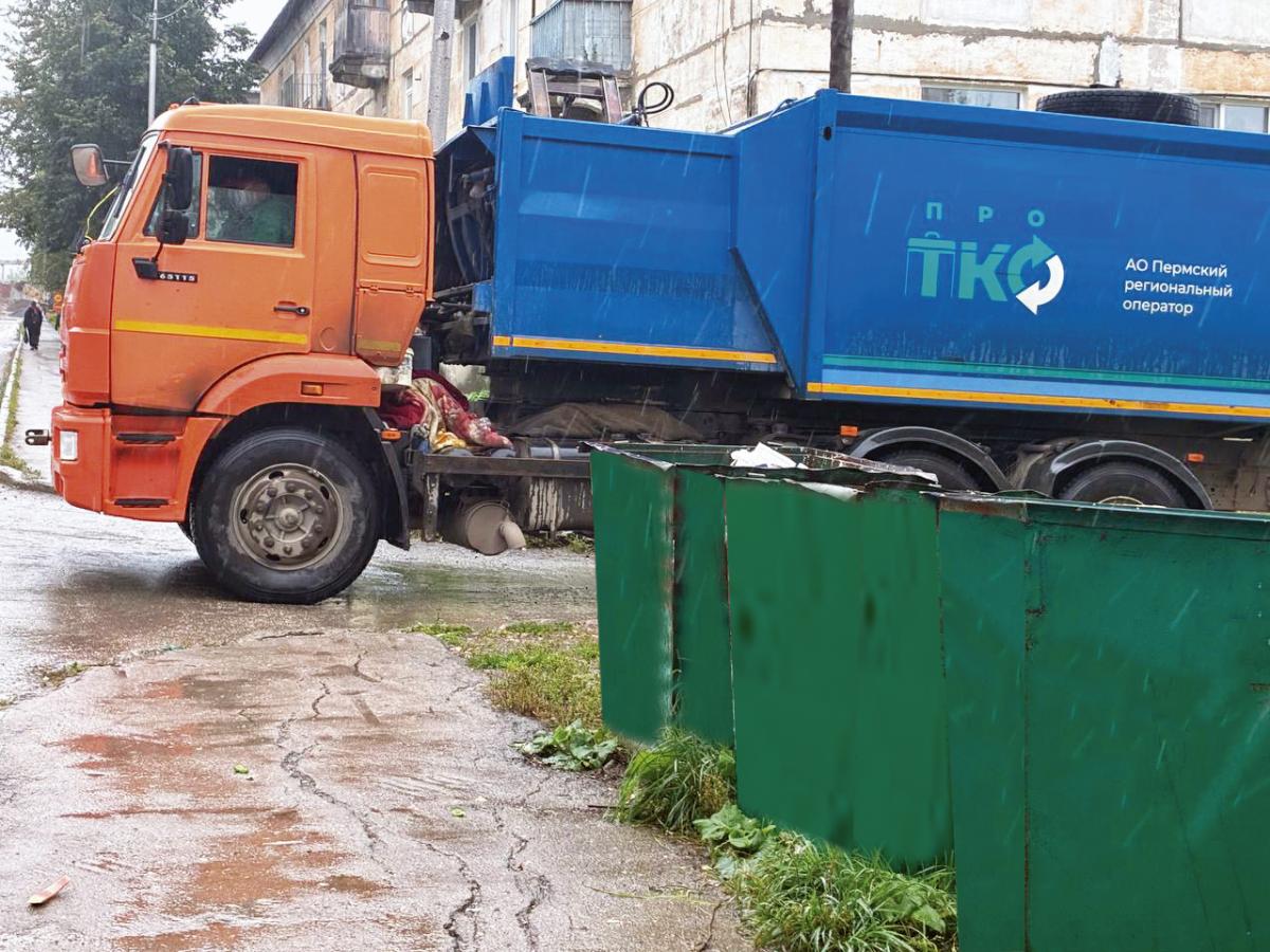 Межсезонье: ТКО наступают. Почему город и посёлки исчезают под горами мусора