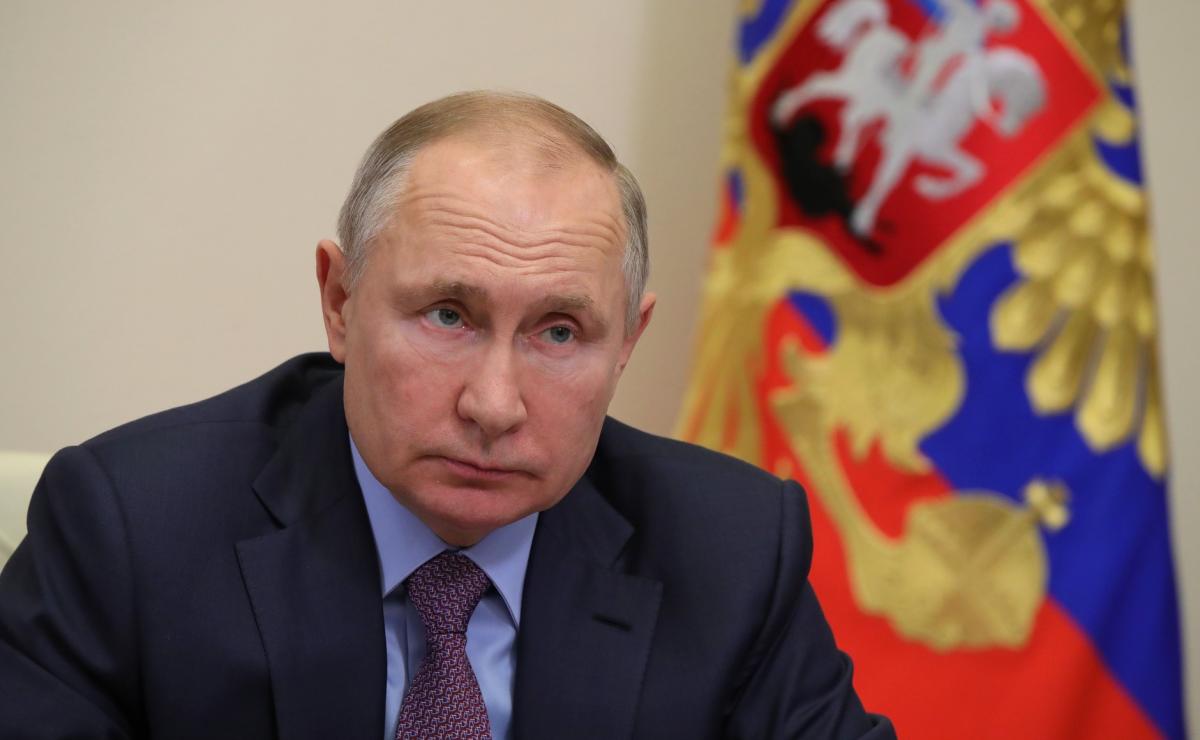Президент России поддержал решение о введении режима нерабочих дней