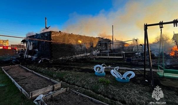 Сегодня ночью в Губахинском округе сгорел частный дом