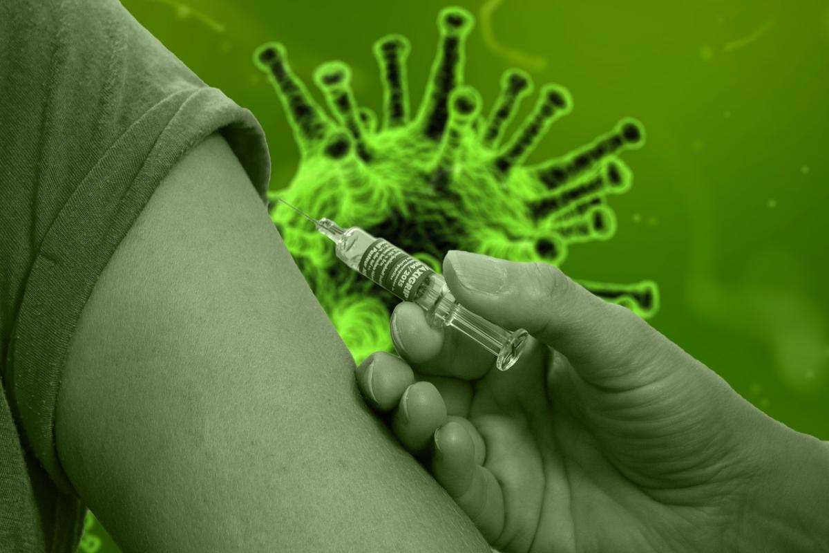 В Губахе готовы вакцинировать от коронавируса школьников