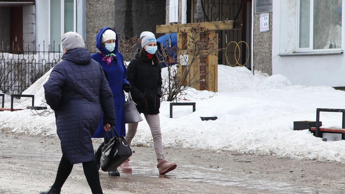 Жители городов КУБа будут обязаны носить маски даже после вакцинации от COVID-19