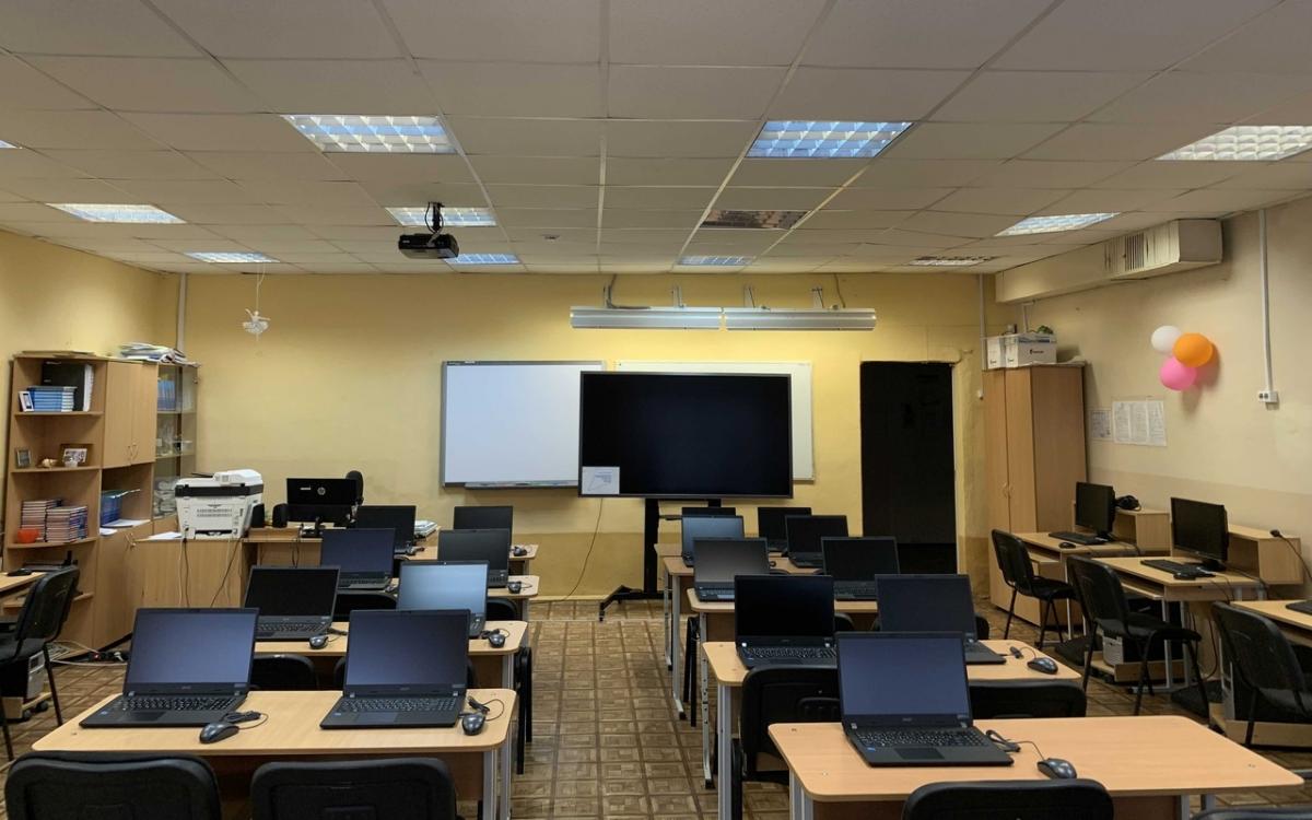 В рамках нацпроектов четыре школы Губахи получили новое цифровое оборудование
