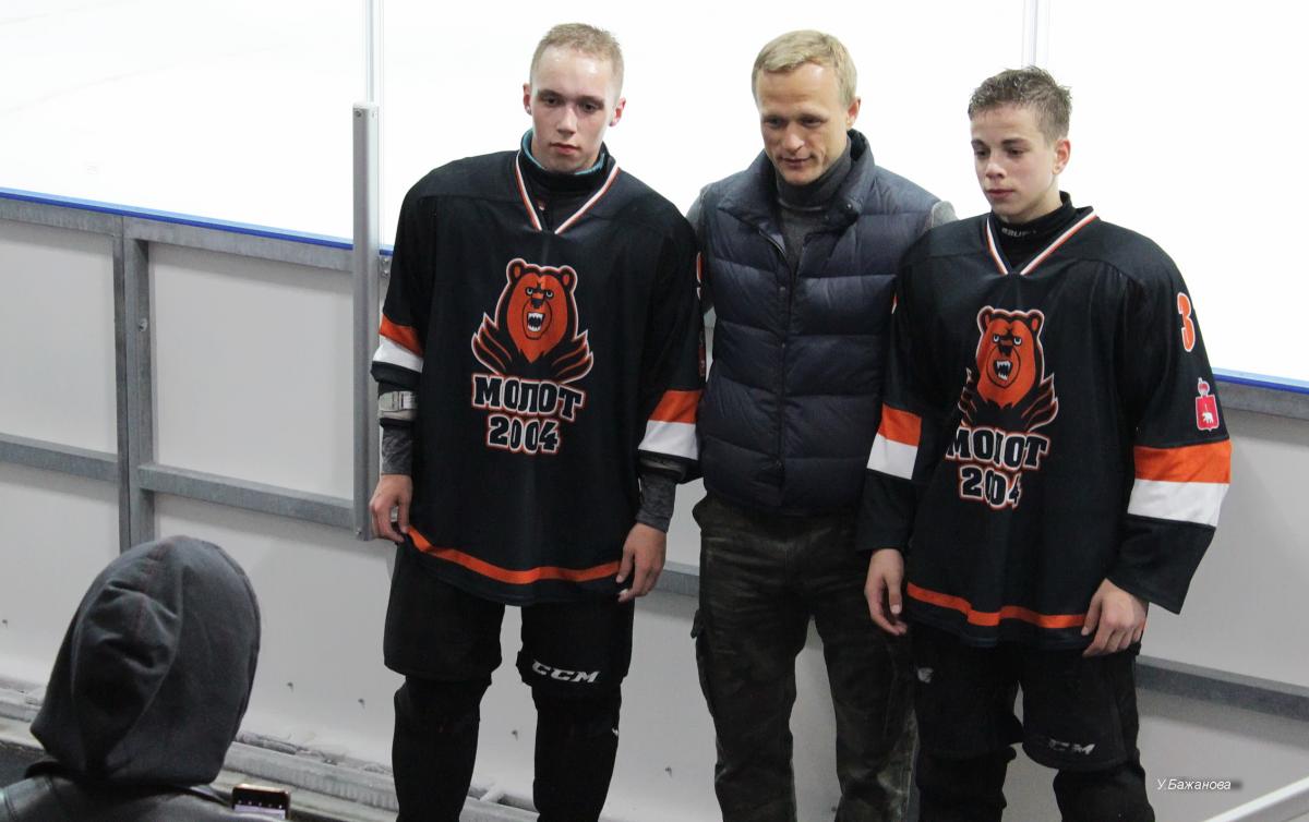 Губахинец Евгений Кетов провёл 700-й матч в Континентальной хоккейной лиге