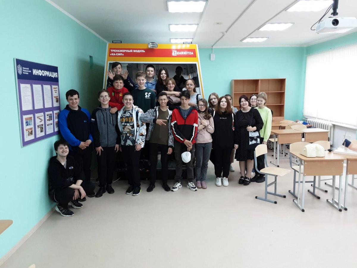 Курс на профессию. В Уральском медицинском колледже подготовили новый обучающий проект для подростков