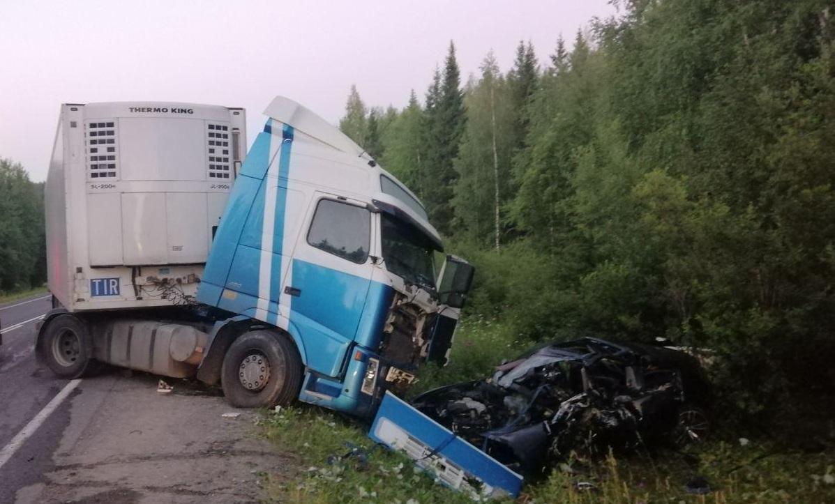 В результате ДТП на трассе Кунгур — Соликамск, недалеко от Кизела, погибли два человека