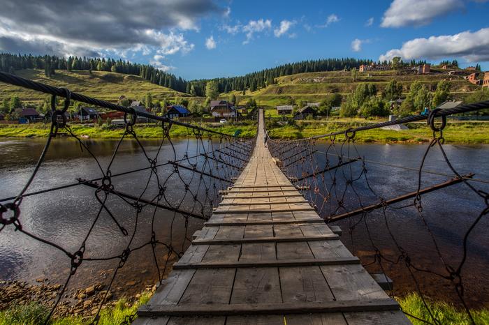 Усьвинский висячий мост отремонтируют к новому туристическому сезону