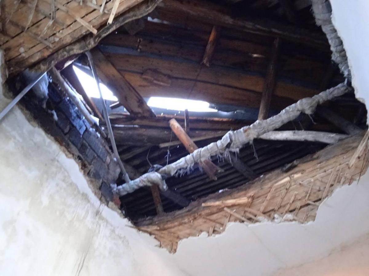 В Губахе рухнувшую крышу в многоквартирном аварийном доме будут ремонтировать