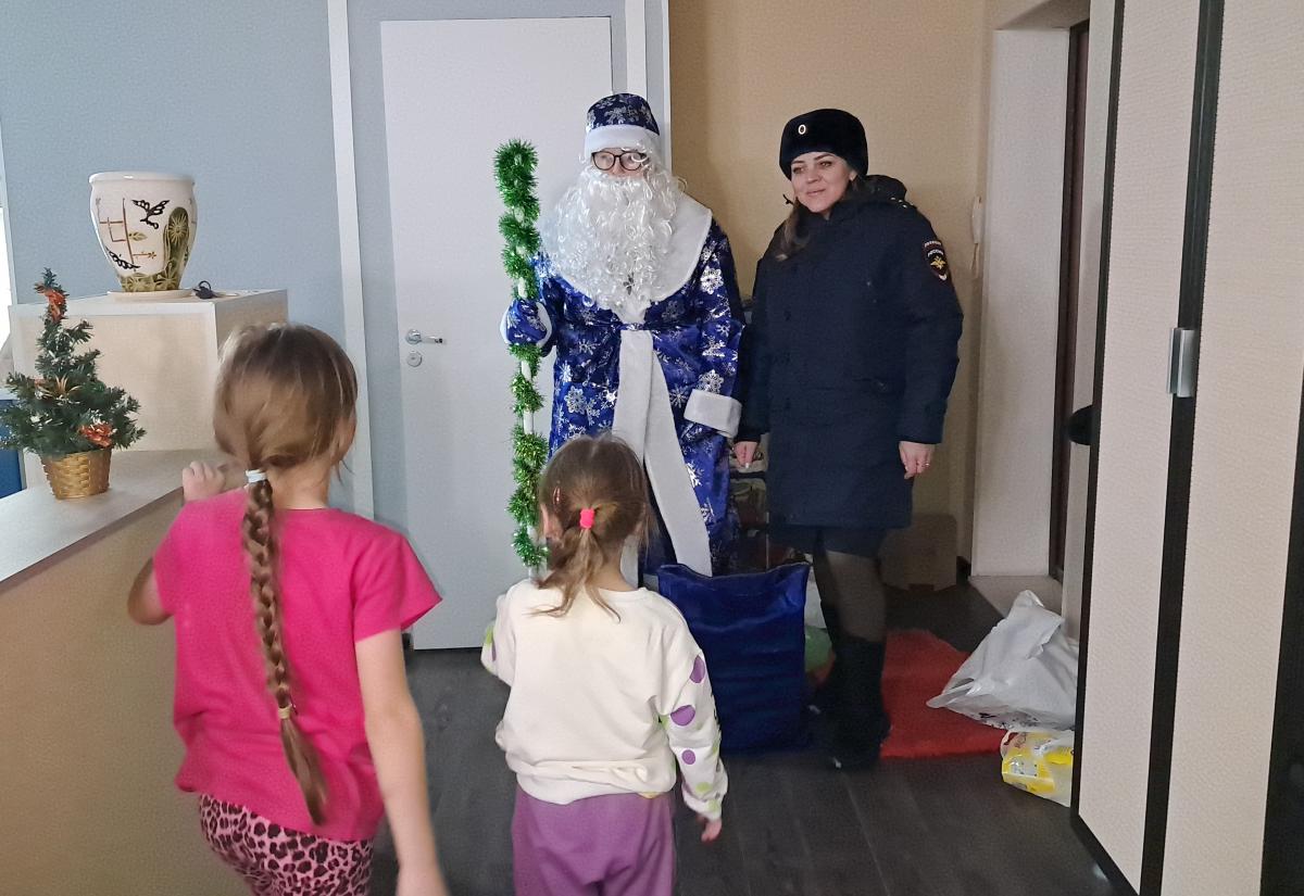 В Губахинском округе полицейские организовали благотворительную акцию