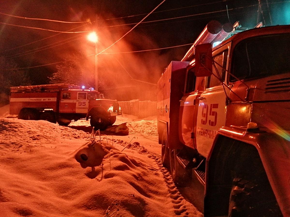 Гремячинские пожарные выезжали на тушение тления стены бани
