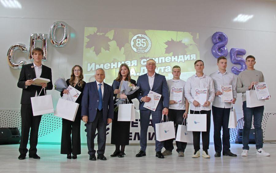 Традиции, которые объединяют. На торжественном мероприятии собрались представители УХТК, «Метафракс Кемикалс» и администрации округа