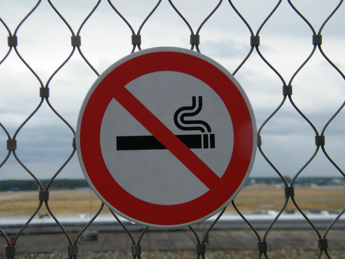 В городах КУБа, как и в других территориях края, могут расширить зоны запрета на курение