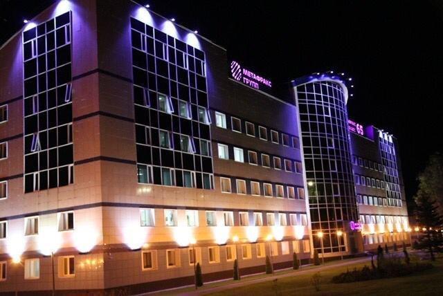 Руководство компании «Метафракс» изменило в Губахе облик зданий заводоуправления и гостиницы, принадлежащей предприятию 