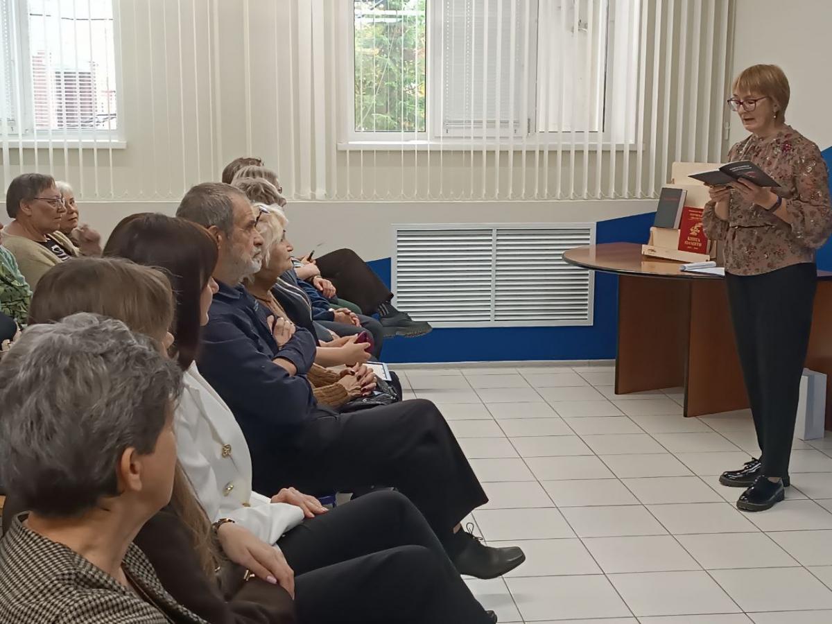 Страницы в детство вернули. В Губахе прошли презентации двух книг, связанных с историей города