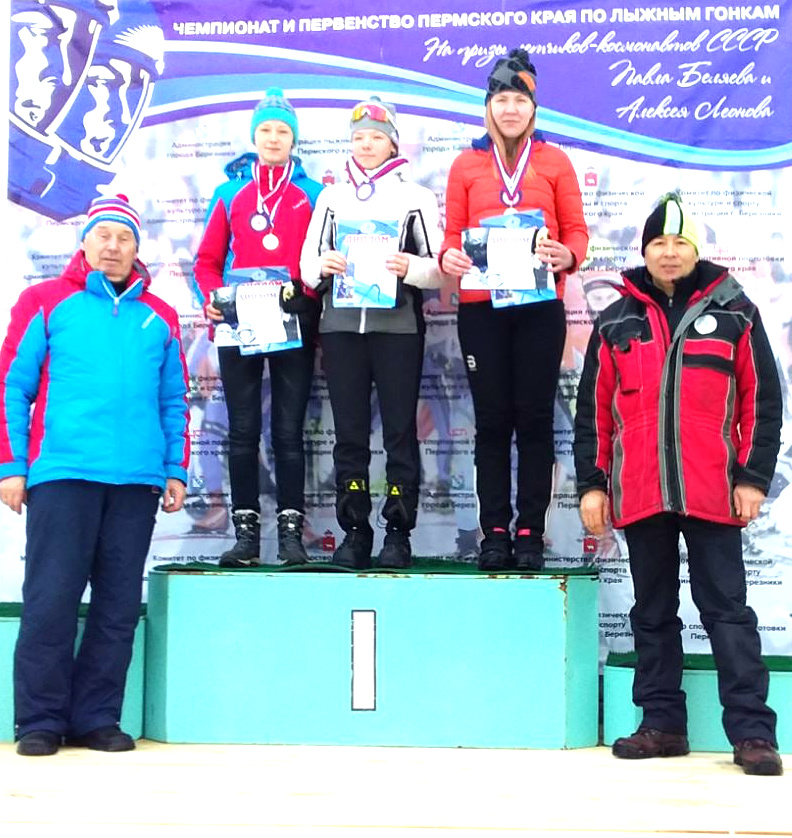 Губахинская лыжница Анна Пескив завоевала серебряную медаль на краевом первенстве по лыжным гонкам