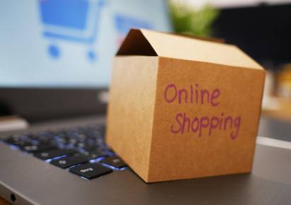 В Министерстве торговли Прикамья пояснили, должны ли клиенты пунктов выдачи доставки интернет-магазинов предъявлять QR-коды