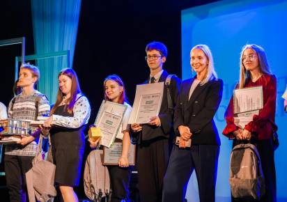 От школьной парты  к научной лаборатории. В Перми наградили победителей Большой олимпиады «Росхим»