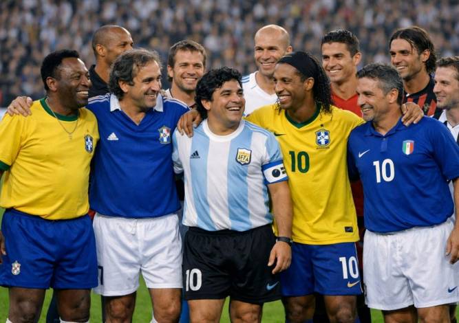 Лучшие игроки футбола за всю историю