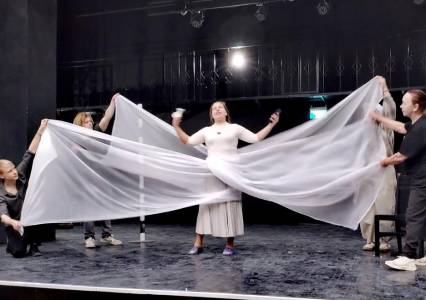 Сколько стоит Новый год. Как Губаха и Гремячинск готовятся к празднику и какова цена всего, что мы видим