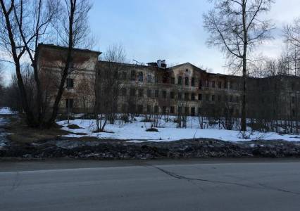 Цена продажи здания бывшей кизеловской больницы снизилась на 2 млн рублей