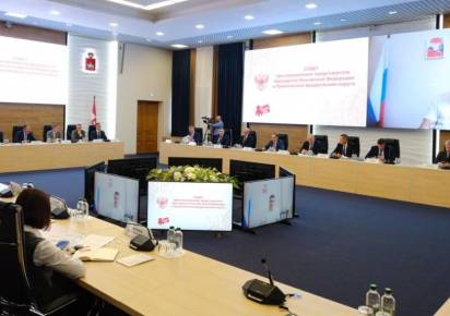 Проявлять себя – важно. В Прикамье на Совете ПФО обсудили поддержку работающей молодёжи