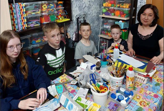 Когда счастье искрится творчеством. Как добрые сказки помогают в воспитании детей с непростыми судьбами