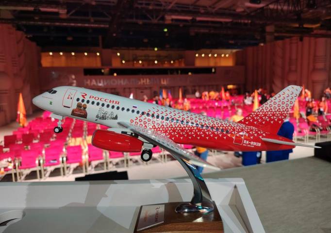 Изображение маленького жителя КУБа появится на фюзеляже «Суперджета»