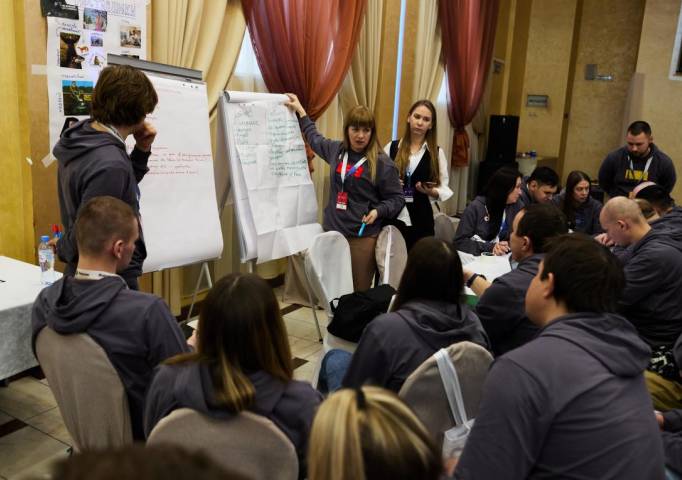 Молодые лидеры в действии. Компания «Метафракс Кемикалс» организовала всероссийский форум молодых лидеров химических предприятий