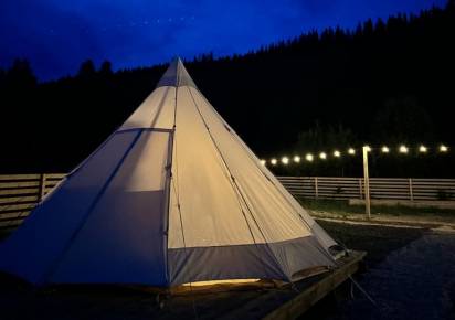 В Губахинском округе на Усьве открылся благоустроенный кемпинг для туристов