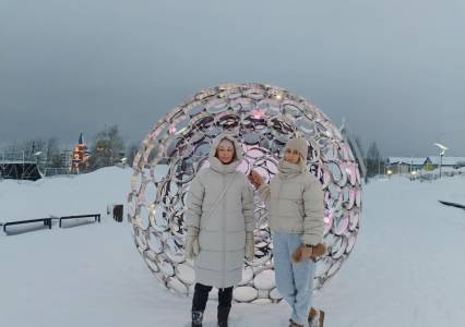 Город встретил огня и и сугробами. Как жительницы Селидова вернулись на малую родину 