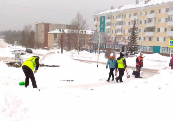 В губахинской администрации рассказали, куда обращаться по вопросам уборки снега с дорог