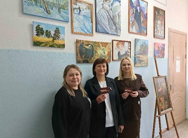 Когда картины говорят за себя. Гремячинские художники порадовали сразу двумя новостями