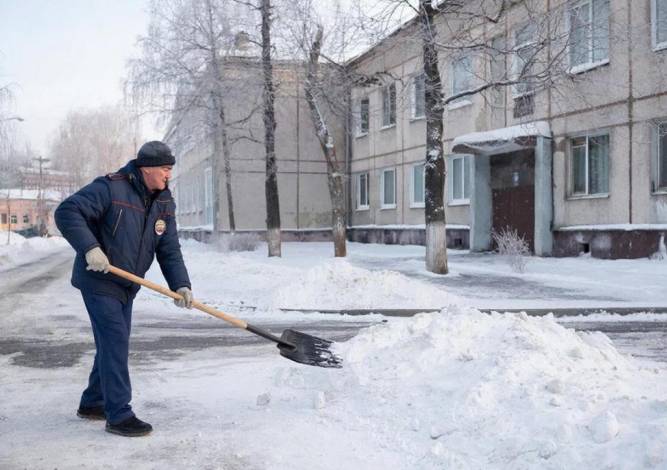 Суд вынес приговор гремячинцу, ограбившему знакомую, которую он провожал до дома 