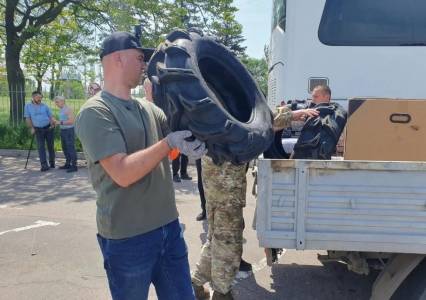 Губахинская делегация доставила гуманитарный груз по запросам бойцов СВО