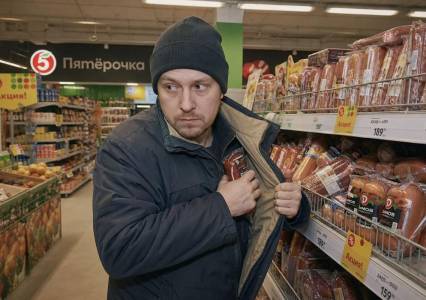 Жителю Губахинского округа предстоит ответить в суде за серию краж в сетевых магазинах