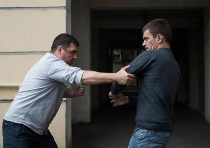 Губахинец в гостях получил 32 ножевых ранения и скончался на месте; ведётся следствие