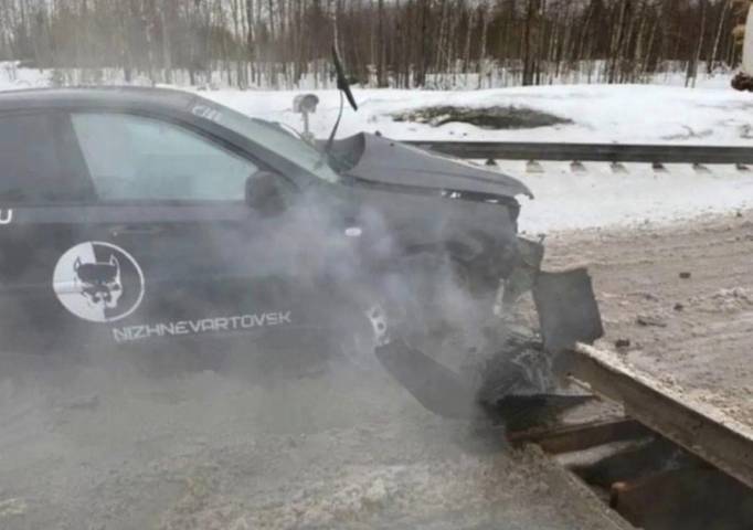 На ж/д-переезде между Губахой и Кизелом произошло ДТП