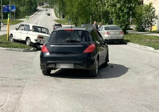 В Губахе водитель-женщина стала виновницей происшествия, в котором пострадал пенсионер