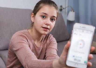 В Губахе молодая девушка потеряла более 600 тысяч рублей, следуя инструкциям «оператора связи»