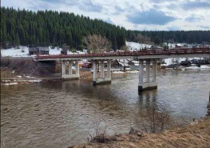 В Губахинском муниципальном округе подрядчик приступил к ремонту моста через Усьву