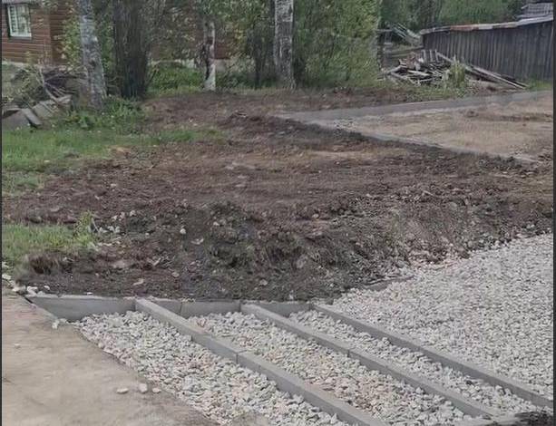 В одном из губахинских посёлков началось обустройство площадки для поведения мероприятий