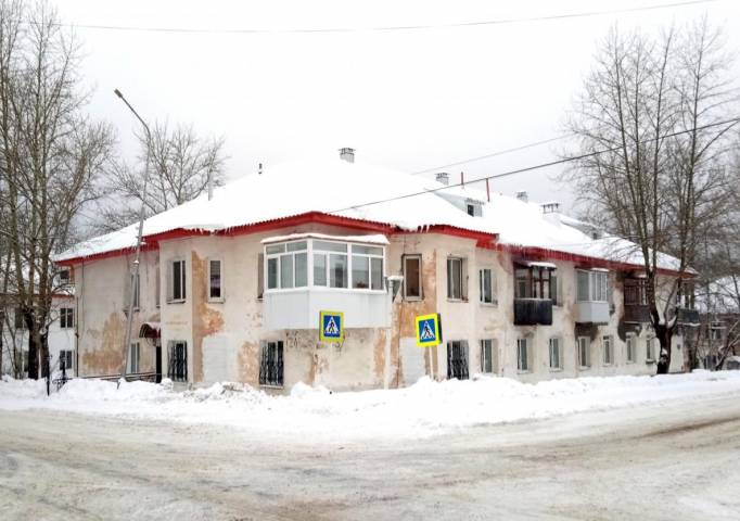 Психология губахинских балконов. Они радуются, грустят, делятся своими историями