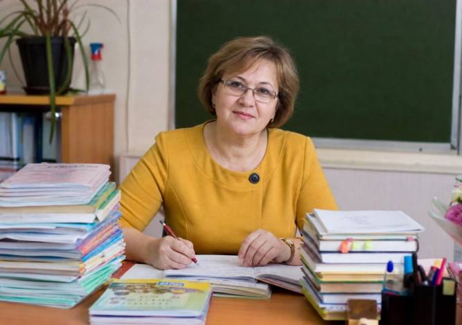 Суд в Губахе обязал Пенсионный фонд включить учебные отпуска в льготный стаж учителя