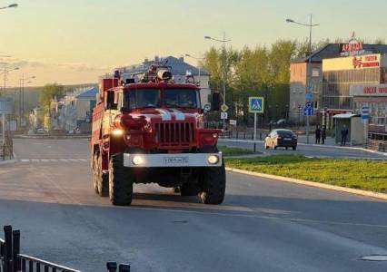 В Губахе спасатели проведут показ пожарной техники