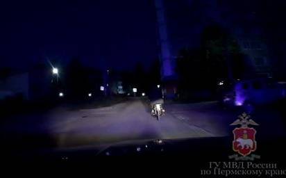 В Губахе погоня за водителем мопеда по городским улицам закончилась задержанием нетрезвого нарушителя